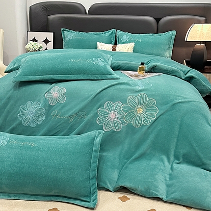 91家纺网 家纺一手货源 找家纺 （总）陌乘坊家纺 2024新款高克重牛奶绒刺绣四件套-百合系列