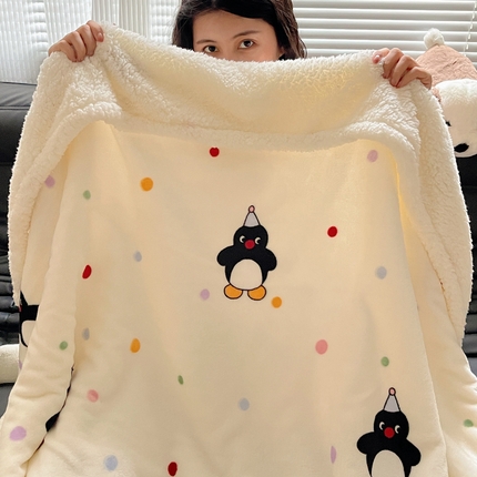 91家纺网 家纺一手货源 找家纺 萝莉家纺 2024秋冬新款多功能加厚牛奶绒羊羔绒多功能毛毯 小企鹅