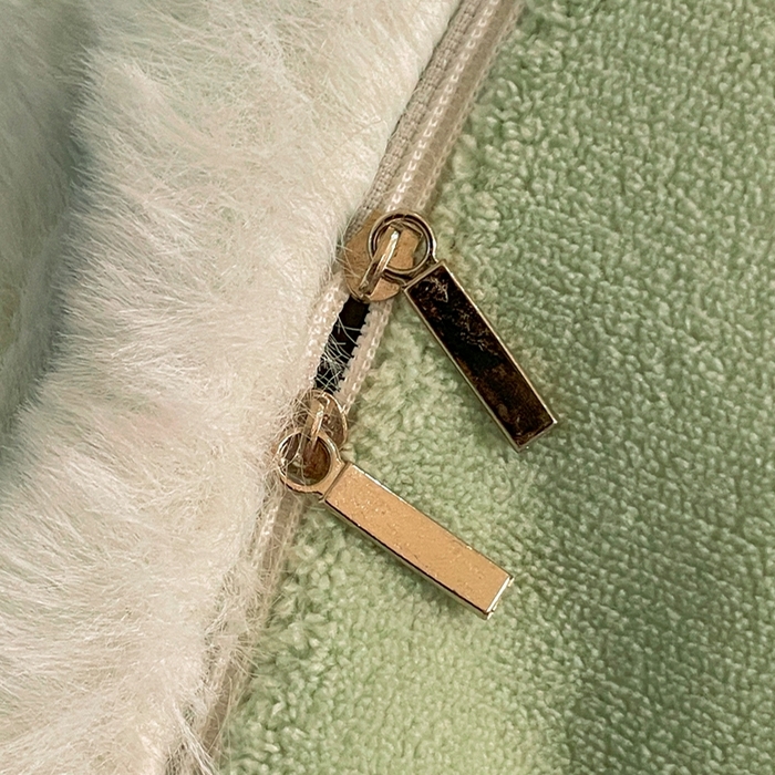 91家纺网 家纺一手货源 找家纺 星座家纺 2025新款大泡泡兔兔绒四件套-场景2 淡雅绿