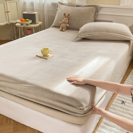 91家纺网 家纺一手货源 找家纺 源舍家纺 2024新款纯色牛奶绒单床笠