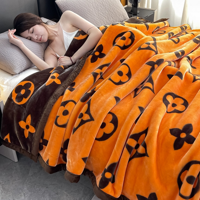 91家纺网 家纺一手货源 找家纺 法莱妮毛毯 2025新款A类双层加厚拉舍尔天丝超柔云毯 时尚之都-橙