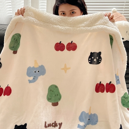 91家纺网 家纺一手货源 找家纺 萝莉家纺 2024秋冬新款多功能加厚牛奶绒羊羔绒多功能毛毯 苹果乐园