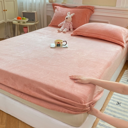 91家纺网 家纺一手货源 找家纺 源舍家纺 2024新款纯色牛奶绒单床笠