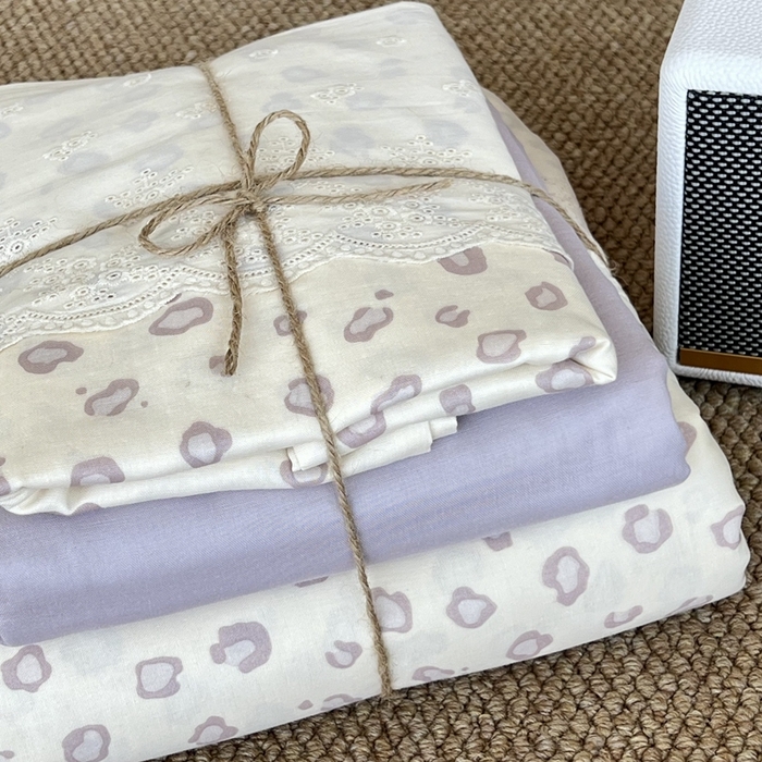 91家纺网 家纺一手货源 找家纺 2024新款全棉印花双层纱四件套--蕾丝花边款 斑斓海