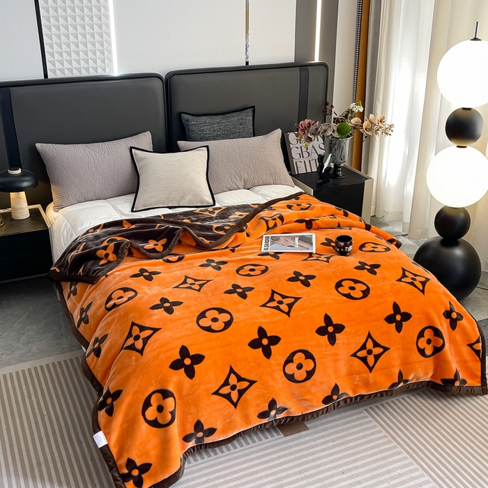 91家纺网 家纺一手货源 找家纺 法莱妮毛毯 2025新款A类双层加厚拉舍尔天丝超柔云毯 时尚之都-橙