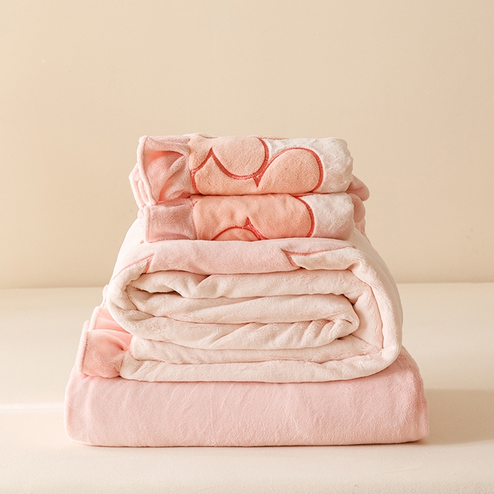 91家纺网 家纺一手货源 找家纺 绒梦里 2024新款加厚韩版贴布绣花牛奶绒-梦之花系列 梦之花-梦幻粉