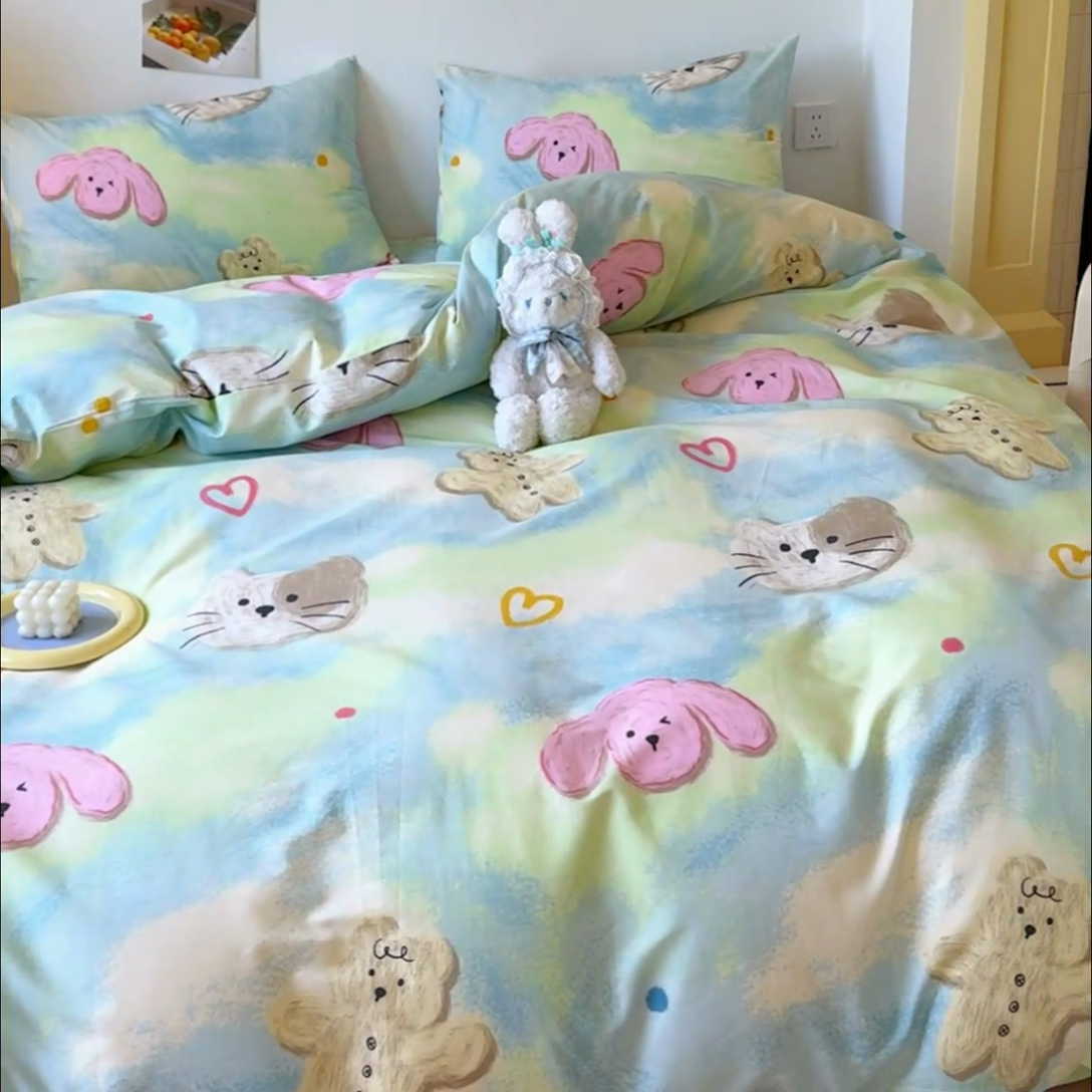 91家纺网 家纺一手货源 找家纺 感遇家纺 2024新款全棉印花四件套 蜡笔画