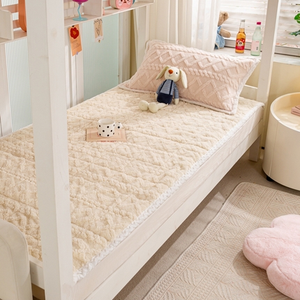 91家纺网 家纺一手货源 找家纺 （总）悦织湾家纺 2025直播爆款外贸出口跨境热销款上下铺塔芙绒床垫学生单人宿舍冬季加绒床垫