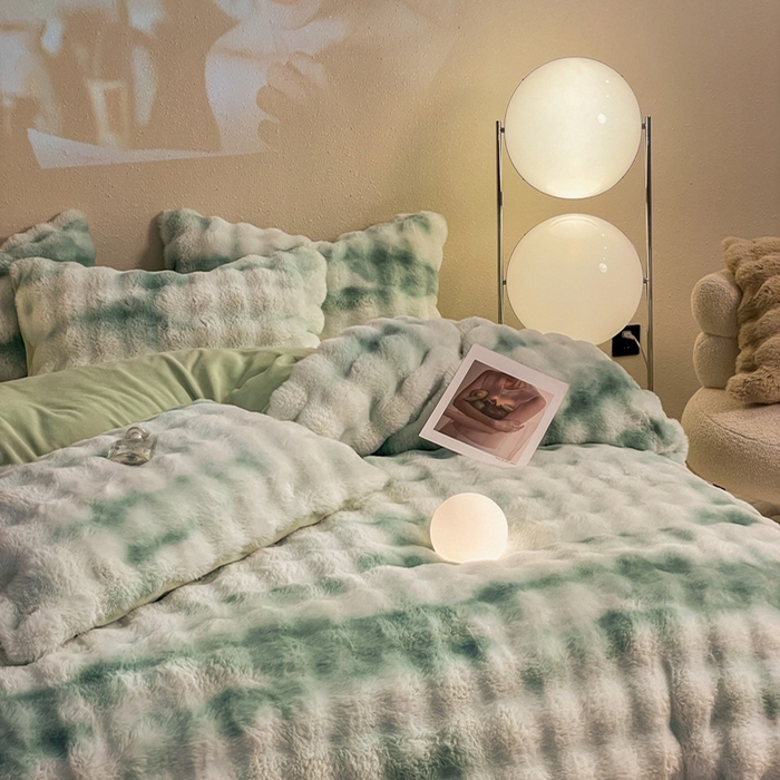 91家纺网 家纺一手货源 找家纺 星座家纺 2025新款大泡泡兔兔绒四件套-场景2 淡雅绿