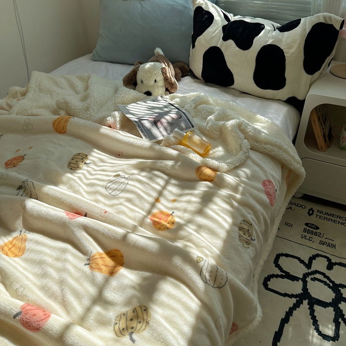 91家纺网 家纺一手货源 找家纺 萝莉家纺 2024秋冬新款多功能加厚牛奶绒羊羔绒多功能毛毯 炫彩南瓜