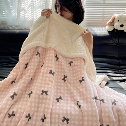 萝莉家纺 2024秋冬新款多功能加厚牛奶绒羊羔绒多功能毛毯 恬梦粉黑