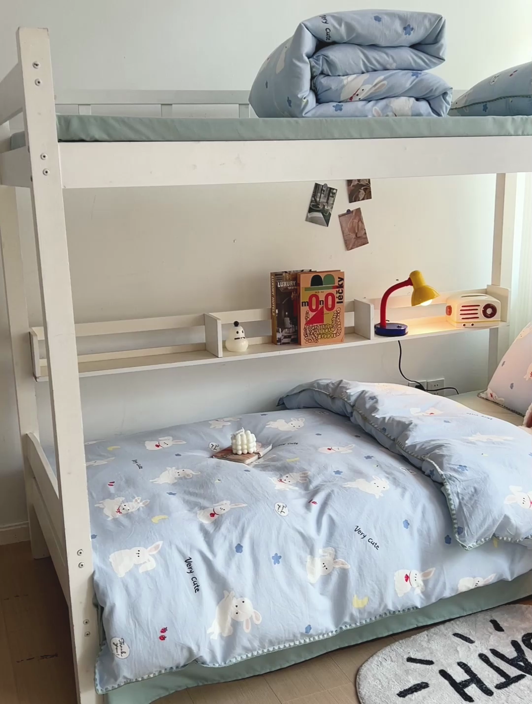 91家纺网 家纺一手货源 找家纺 贝扬思家纺 2024新款贝壳绣水洗双层纱系列-8月新品（学生三件套） 嗨皮兔