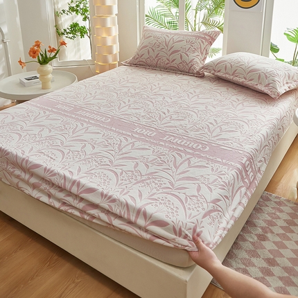 云玲时尚 2025新款纯色雕花绒牛奶绒床笠床罩床垫套 雕花华尔兹 粉红