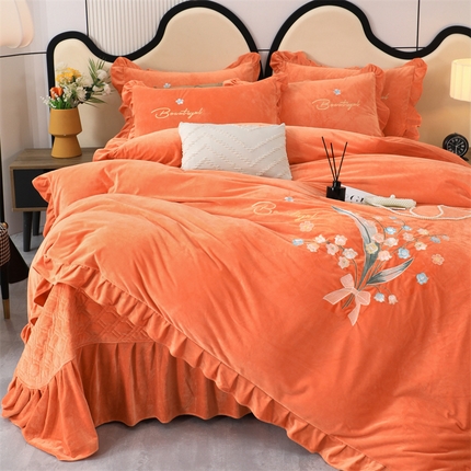 卡迪亚家纺 2024新款宝宝绒绣花床盖款四件套-铃兰花 橙色