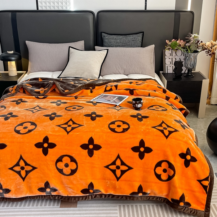 91家纺网 家纺一手货源 找家纺 法莱妮毛毯 2025新款A类双层加厚拉舍尔天丝超柔云毯 时尚之都-橙