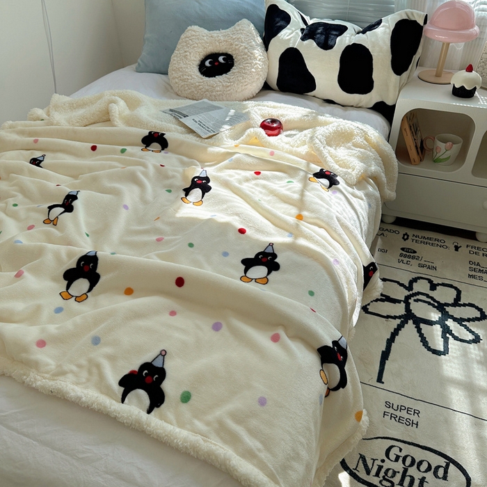 91家纺网 家纺一手货源 找家纺 萝莉家纺 2024秋冬新款多功能加厚牛奶绒羊羔绒多功能毛毯 小企鹅