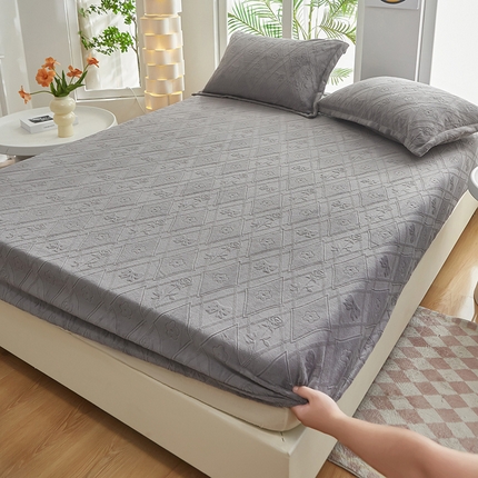 云玲时尚 2025新款纯色雕花绒牛奶绒床笠床罩床垫套 雕花庄园玫瑰 灰