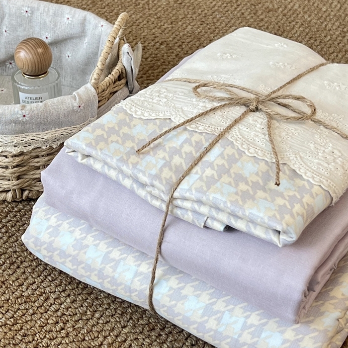 91家纺网 家纺一手货源 找家纺 2024新款全棉印花双层纱四件套--蕾丝花边款 千鸟格