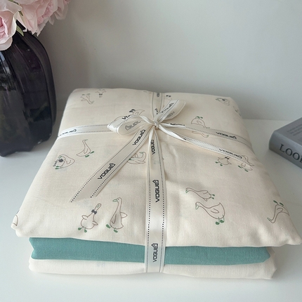 91家纺网 家纺一手货源 找家纺 （总）麦伦家居 2024春夏新品全棉有氧双层纱印花系列四件套（叠拍图）