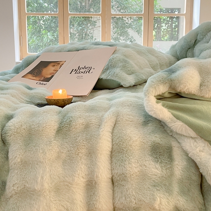 91家纺网 家纺一手货源 找家纺 星座家纺 2025新款大泡泡兔兔绒四件套-场景1 淡雅绿