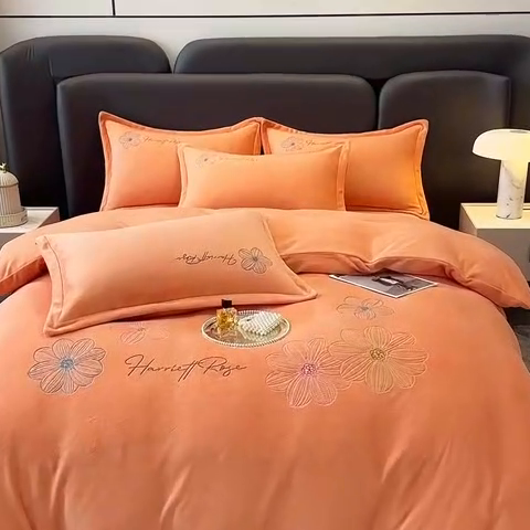 91家纺网 家纺一手货源 找家纺 陌乘坊家纺 2024新款牛奶绒刺绣四件套-倾城系列 倾城-爱玛橙