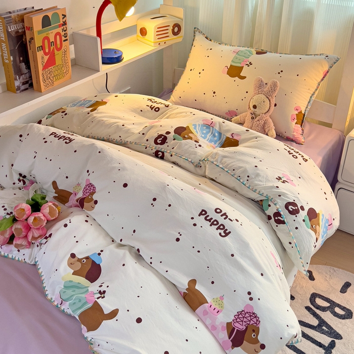 91家纺网 家纺一手货源 找家纺 贝扬思家纺 2024新款贝壳绣水洗双层纱系列-8月新品（学生三件套） 靠谱小狗