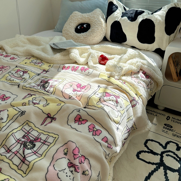 91家纺网 家纺一手货源 找家纺 萝莉家纺 2024秋冬新款多功能加厚牛奶绒羊羔绒多功能毛毯 小可爱粉