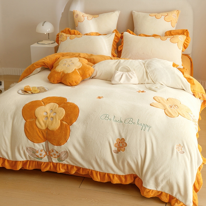 91家纺网 家纺一手货源 找家纺 绒梦里 2024新款加厚韩版贴布绣花牛奶绒-梦之花系列 梦之花-暖橙