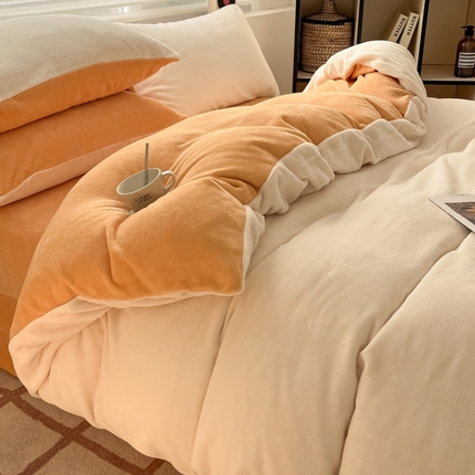 91家纺网 家纺一手货源 找家纺 绘萱 2025新款高克重纯色双拼牛奶绒四件套 奶油米橙