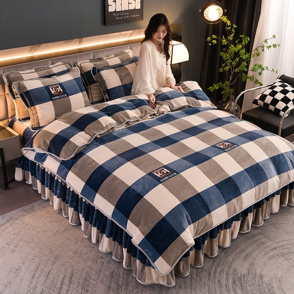 91家纺网 家纺一手货源 找家纺 （总）曼尼家纺2025高克重直播印花床裙款法莱绒金貂珊瑚绒牛奶绒四件套