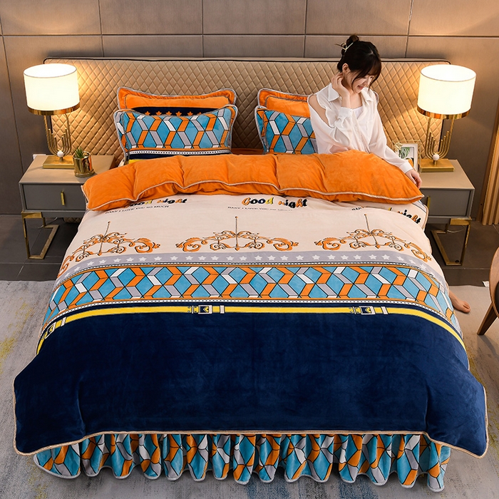 91家纺网 家纺一手货源 找家纺 曼尼家纺2025高克重直播印花床裙款法莱绒金貂珊瑚绒牛奶绒四件套 迷情方格