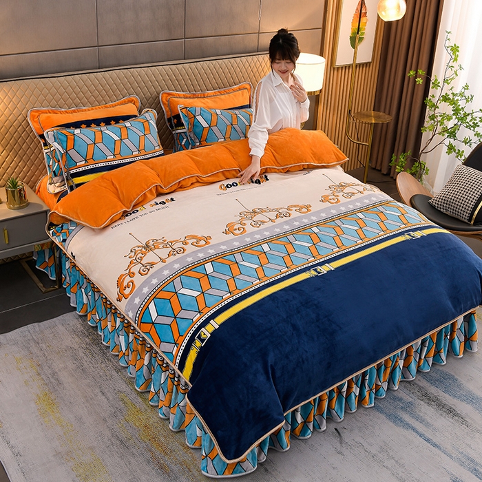 91家纺网 家纺一手货源 找家纺 曼尼家纺2025高克重直播印花床裙款法莱绒金貂珊瑚绒牛奶绒四件套 迷情方格