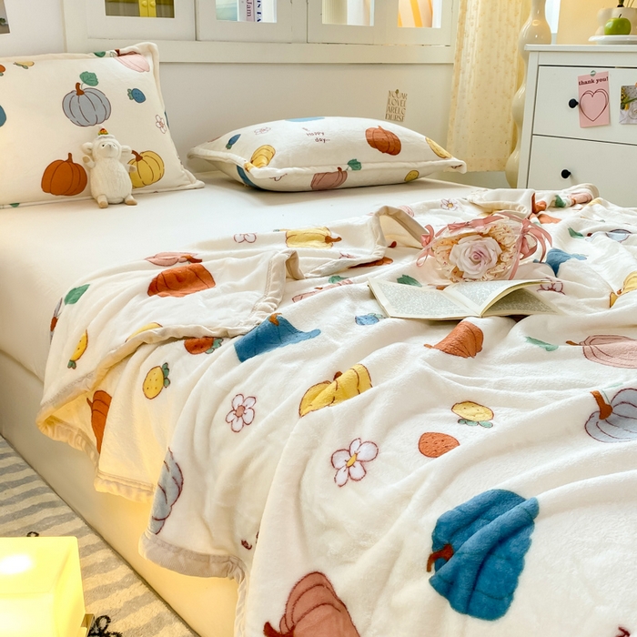 91家纺网 家纺一手货源 找家纺 楠沐家纺 2025新款双面牛奶绒多功能印花毛毯 小南瓜