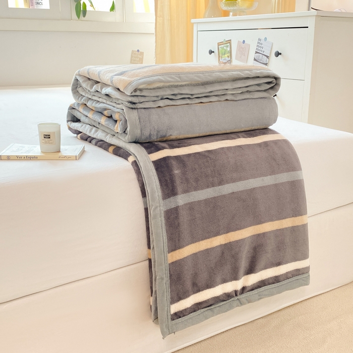 91家纺网 家纺一手货源 找家纺 楠沐家纺 2025新款双面牛奶绒多功能印花毛毯 简约都市