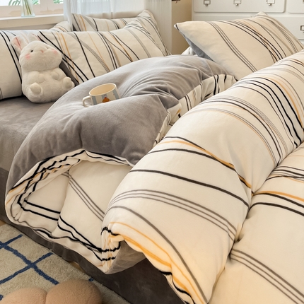 91家纺网 家纺一手货源 找家纺 （总）绘萱家居 2025新款高克重印花牛奶绒四件套