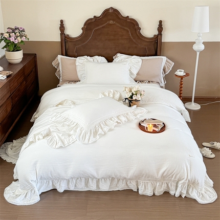 91家纺网 家纺一手货源 找家纺 玛奇朵 2024新款皱皱纱法式慵懒风奶芙蕾丝系列四件套 奶芙蕾丝-月白