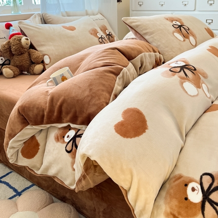 91家纺网 家纺一手货源 找家纺 （总）绘萱家居 2025新款高克重印花牛奶绒四件套