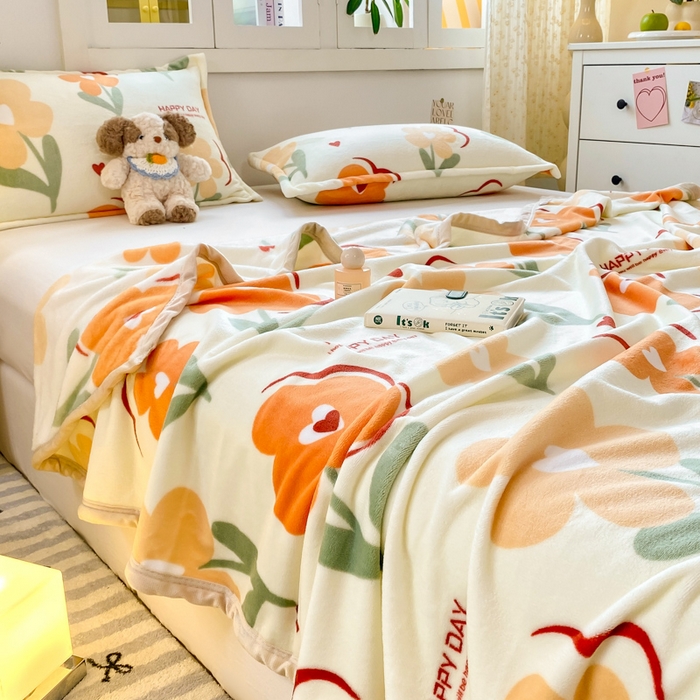 91家纺网 家纺一手货源 找家纺 楠沐家纺 2025新款双面牛奶绒多功能印花毛毯 朵朵花开