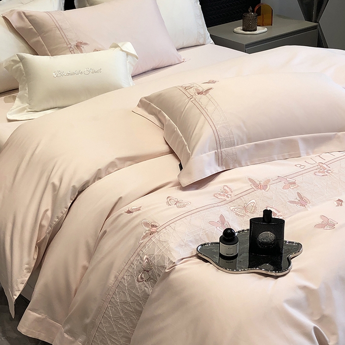 91家纺网 家纺一手货源 找家纺 （总）黑白森林 2024新款50X50S刺绣系列四件套-春漾