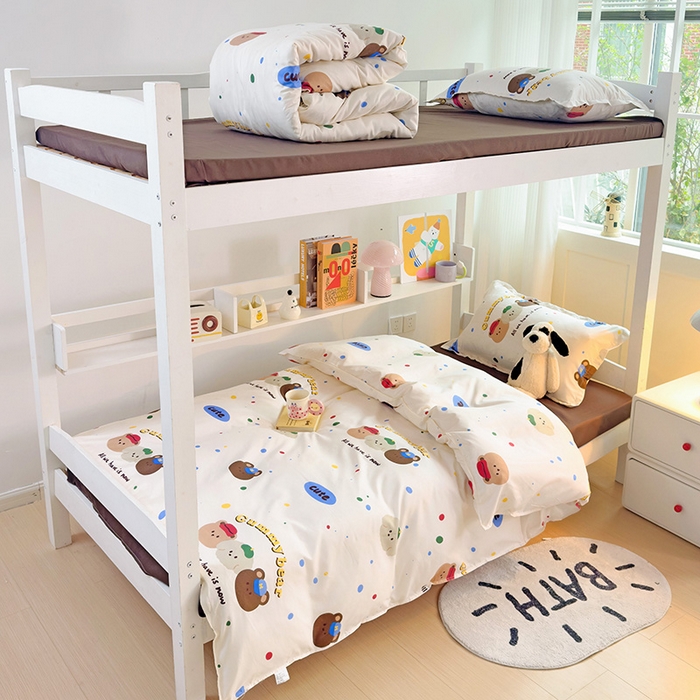 91家纺网 家纺一手货源 找家纺 楠沐家纺 2025新款亲肤芦荟棉印花学生宿舍上下铺四件套三件套 复古小熊