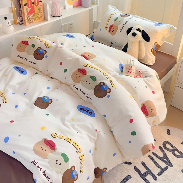 91家纺网 家纺一手货源 找家纺 楠沐家纺 2025新款亲肤芦荟棉印花学生宿舍上下铺四件套三件套 复古小熊