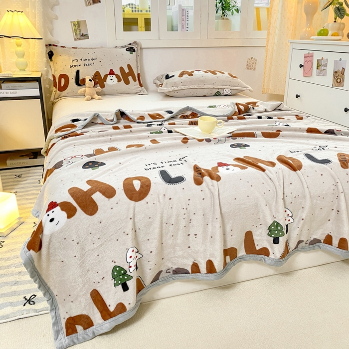 91家纺网 家纺一手货源 找家纺 楠沐家纺 2025新款双面牛奶绒多功能印花毛毯 字母狗