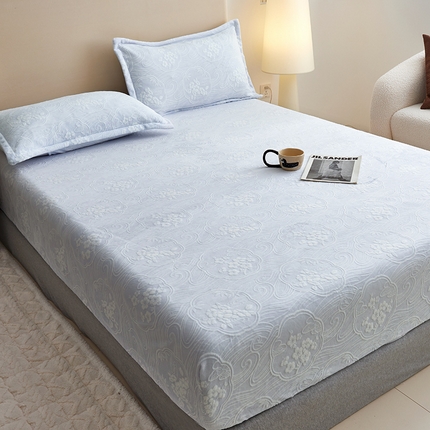 91家纺网 家纺一手货源 找家纺 舒居家纺 2024新款双色立体剪花雕花牛奶绒床笠 云玺--兰