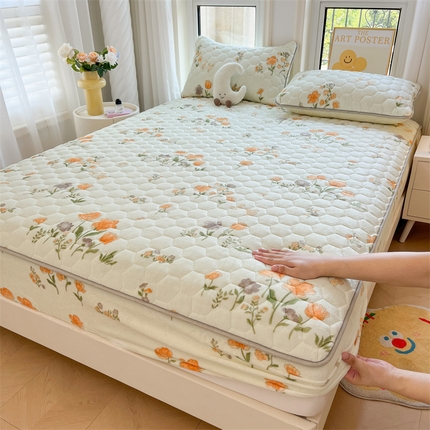 91家纺网 家纺一手货源 找家纺 （总）伊人坊 2024新款牛奶绒印花大豆夹棉床笠