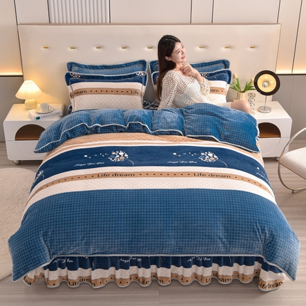 91家纺网 家纺一手货源 找家纺 静缘分 2025新款230克特厚8.5斤牛奶绒金貂绒床裙款保暖四件套-清新雅格