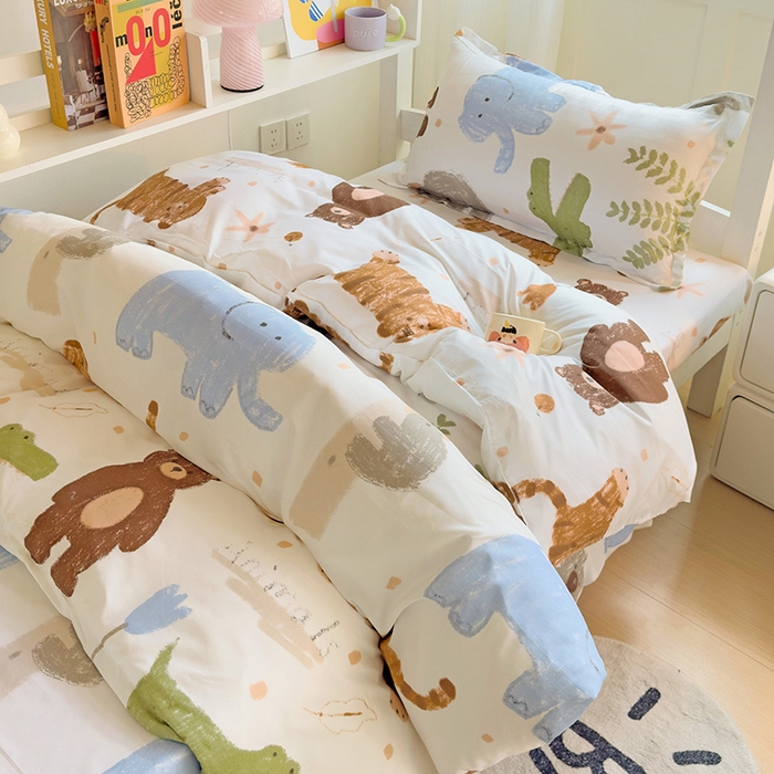 91家纺网 家纺一手货源 找家纺 楠沐家纺 2025新款亲肤芦荟棉印花学生宿舍上下铺四件套三件套 快乐玩伴