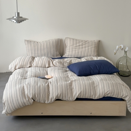 91家纺网 家纺一手货源 找家纺 玛奇朵 2024新款文艺复古色织双层皱皱纱-苏里南系列四件套 苏里南（藏兰床单）