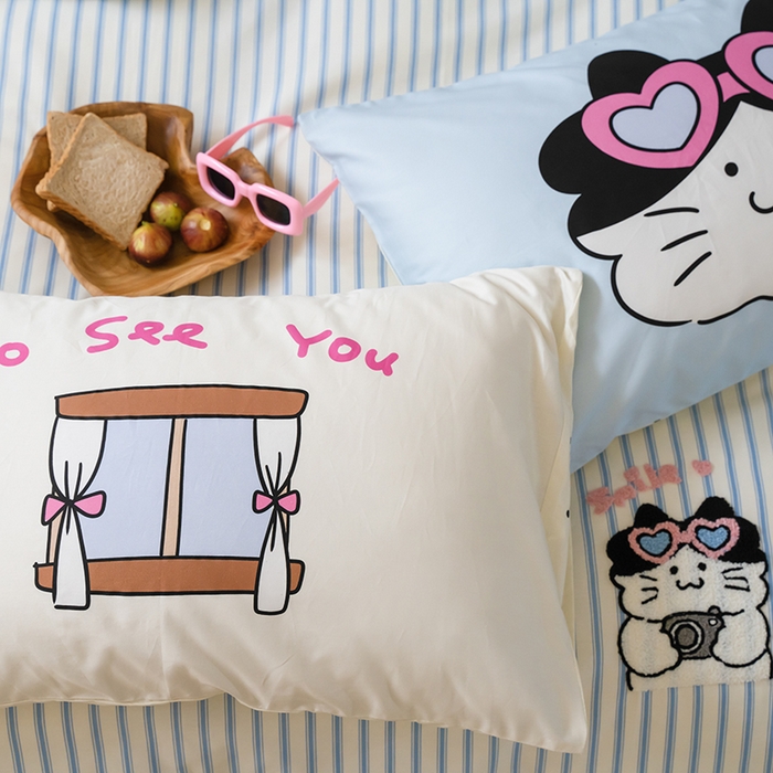 91家纺网 家纺一手货源 找家纺 窝米2024毛巾绣x数码 13370全棉撞色卡通系列四件套 郊游猫