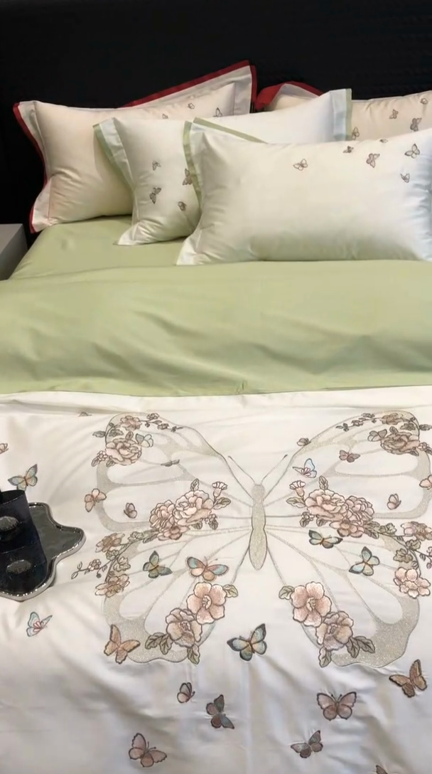 91家纺网 家纺一手货源 找家纺 黑白森林 2024新款50X50S刺绣系列四件套-薇尔花园 薇尔花园-绿