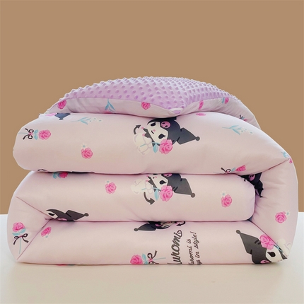 天瑜家纺 2024新款三丽鸥针织豆豆绒卡通冬被 花朵库洛米
